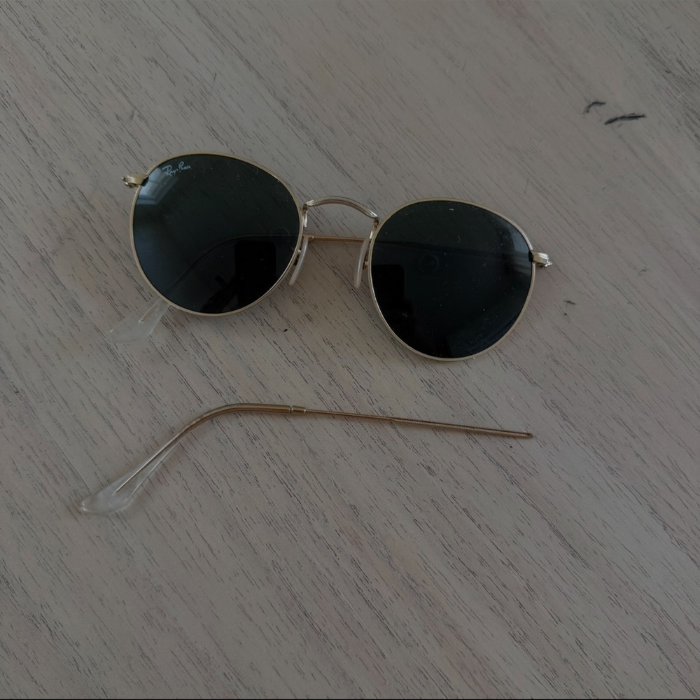 Ray-Ban Gold Round Frame Sunglasses with Dark Green Lenses [NEEDS REPAIR]